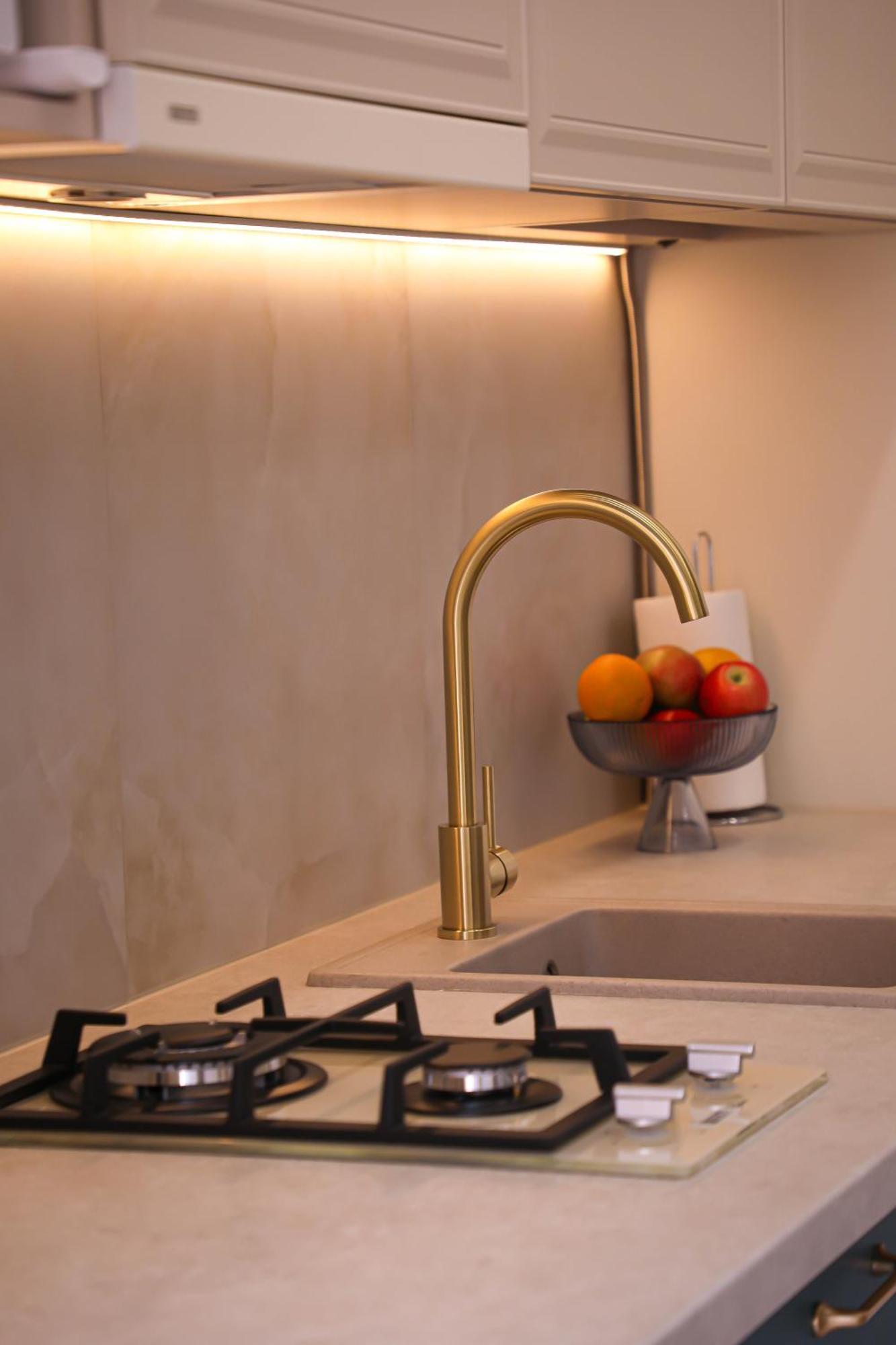 Modern Apartment, 3Mins To Opera Leopoli Esterno foto